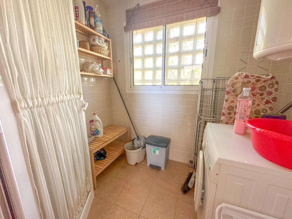 2 Bed Apartment for sale in La Alcaidesa Costa Del Sol, Cádiz, Spain