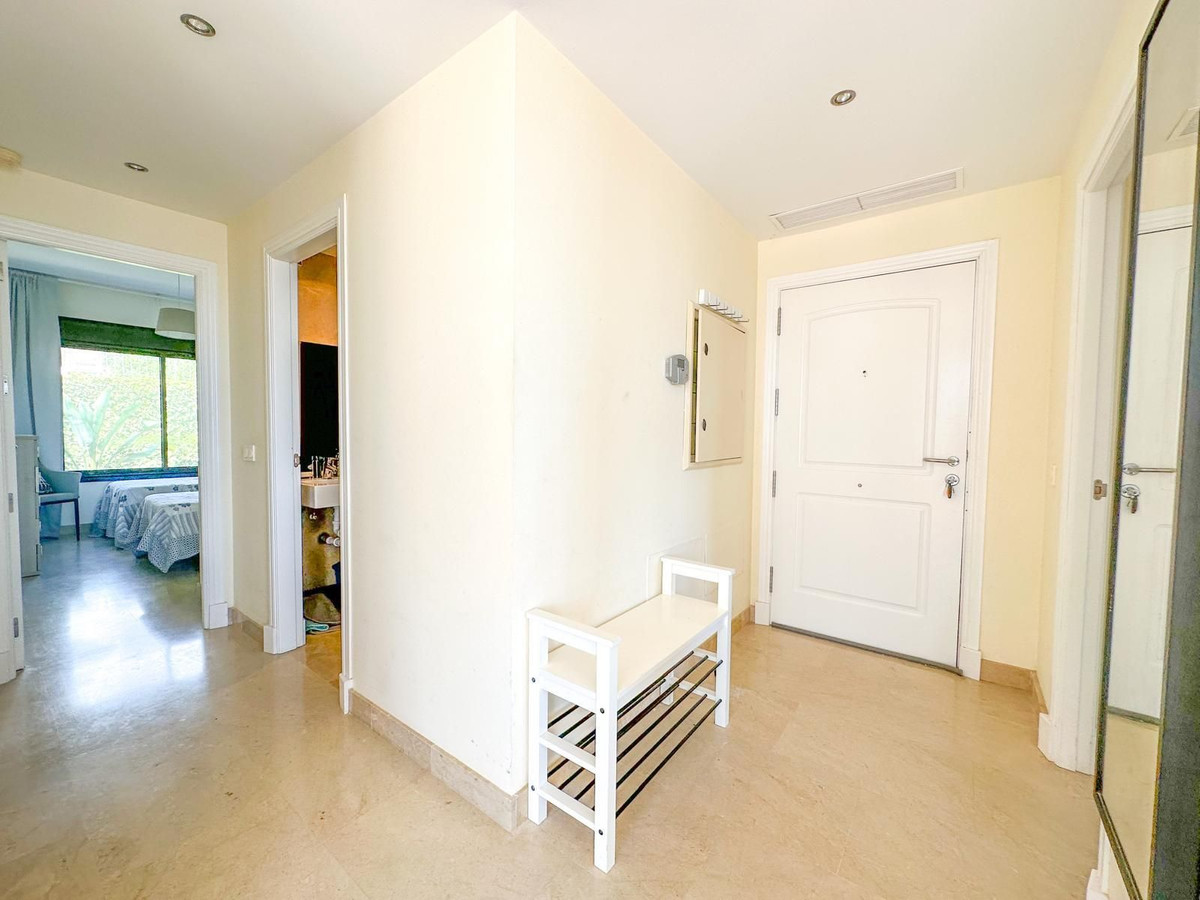 2 Bed Apartment for sale in La Alcaidesa Costa Del Sol, Cádiz, Spain