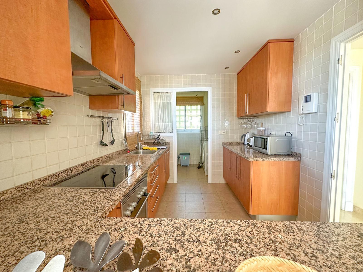2 Bed Apartment for sale in La Alcaidesa Costa Del Sol, Cádiz, Spain