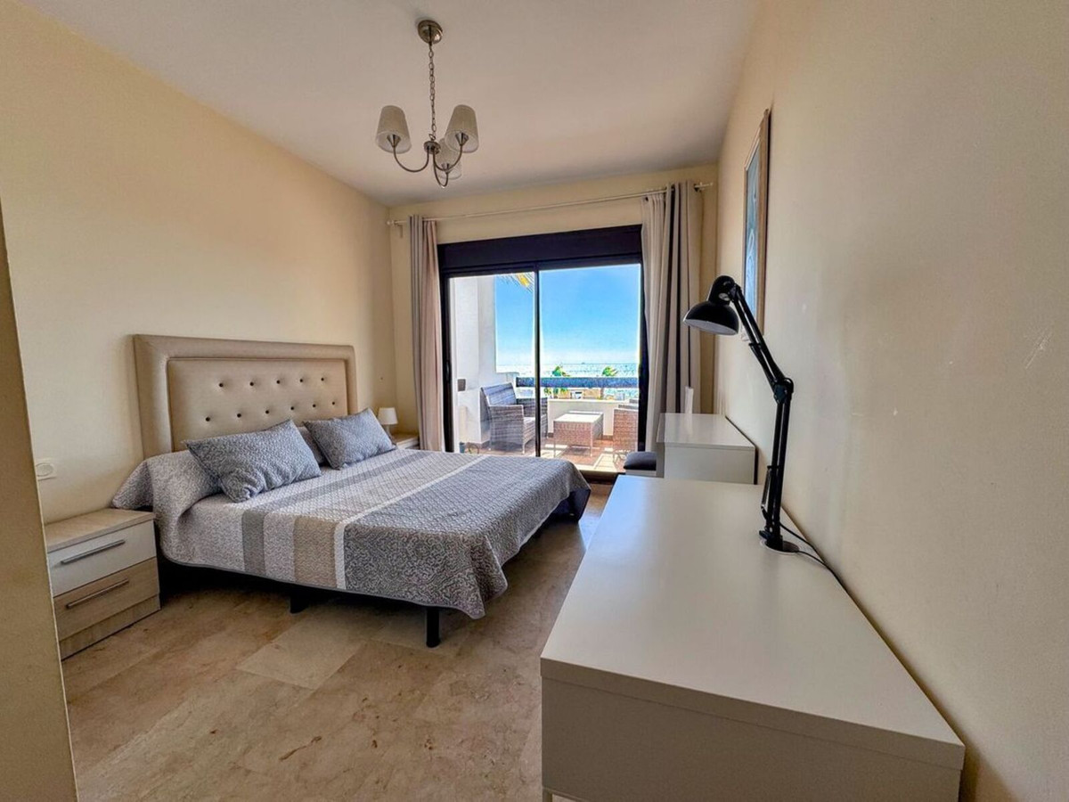 2 Bed Apartment for sale in La Alcaidesa Costa Del Sol, Cádiz, Spain