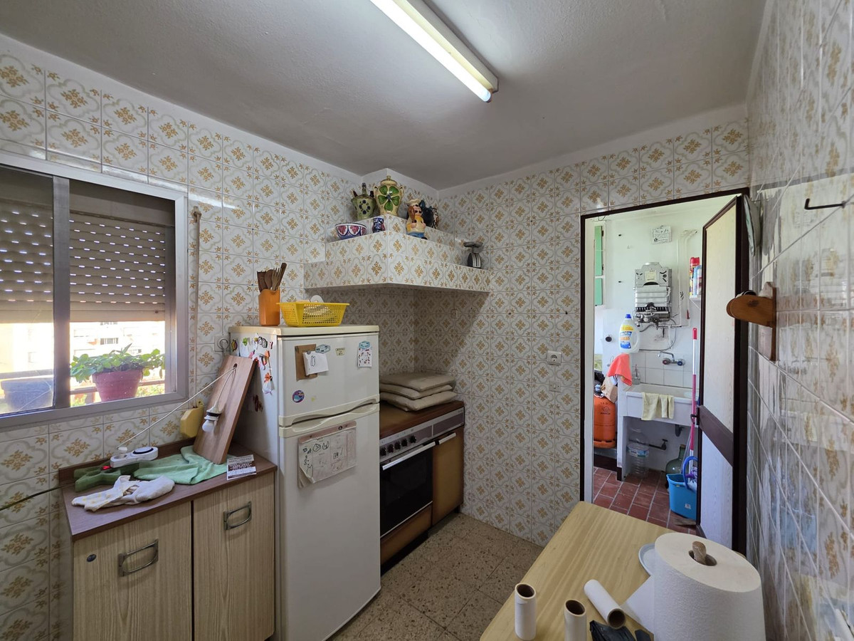 Se vende Apartamento en Planta Última de 3 dormitorios en Costa Del Sol, Cadiz, España