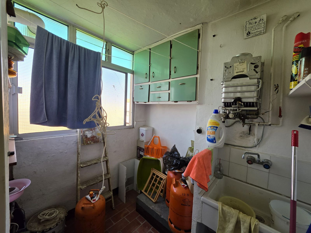 Se vende Apartamento en Planta Última de 3 dormitorios en Costa Del Sol, Cadiz, España