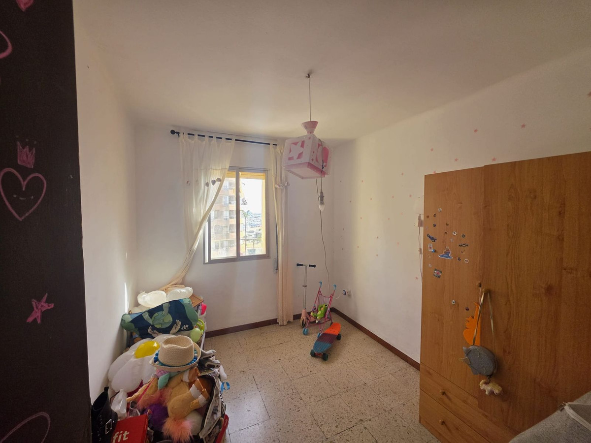 Se vende Apartamento en Planta Última de 3 dormitorios en Costa Del Sol, Cadiz, España
