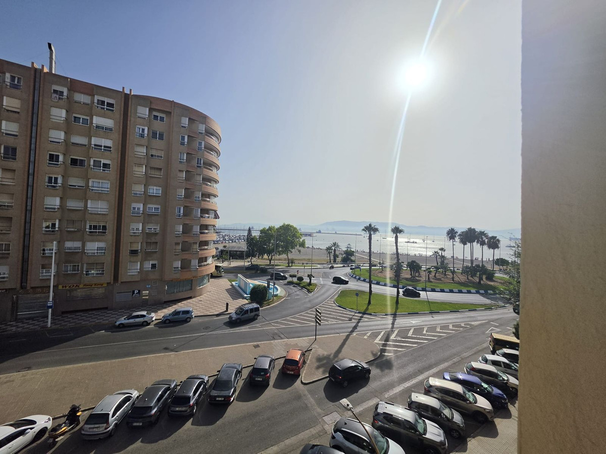 Se vende Apartamento en Planta Última de 3 dormitorios en Costa Del Sol, Cadiz, España