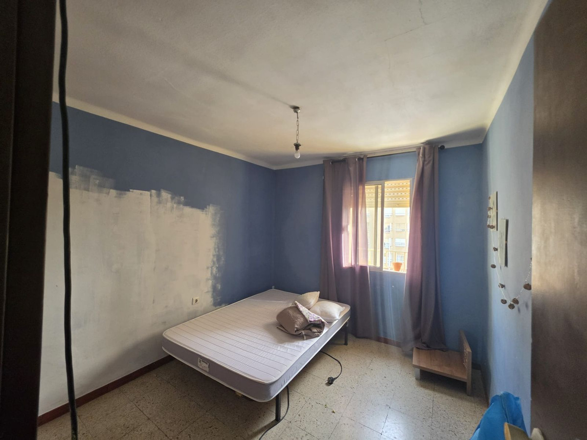 Se vende Apartamento en Planta Última de 3 dormitorios en Costa Del Sol, Cadiz, España