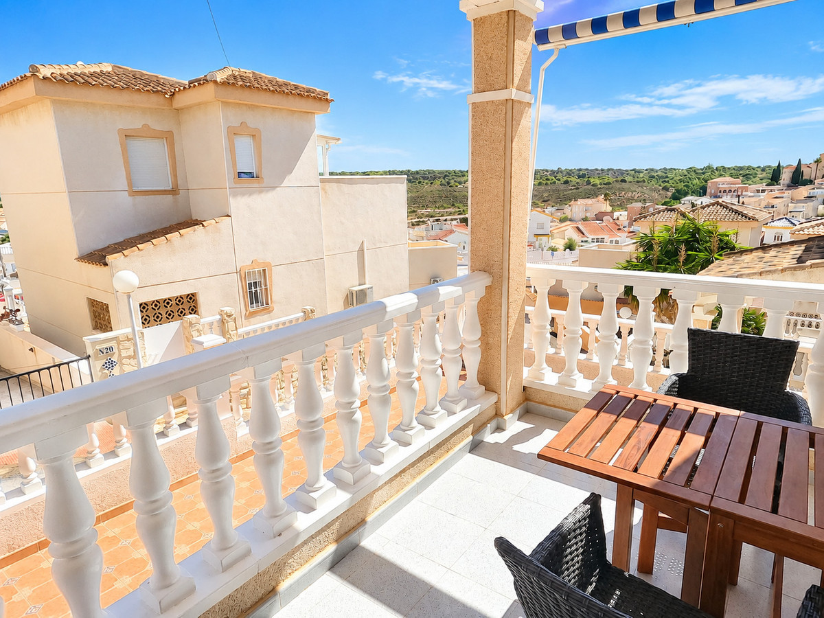 Se vende Villa - Chalet de 3 dormitorios en Costa Blanca, Alicante, España