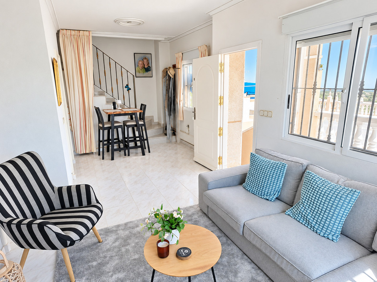 Se vende Villa - Chalet de 3 dormitorios en Costa Blanca, Alicante, España