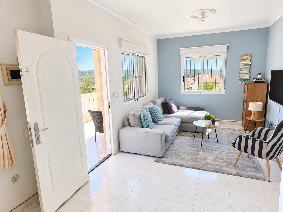 Se vende Villa - Chalet de 3 dormitorios en Costa Blanca, Alicante, España