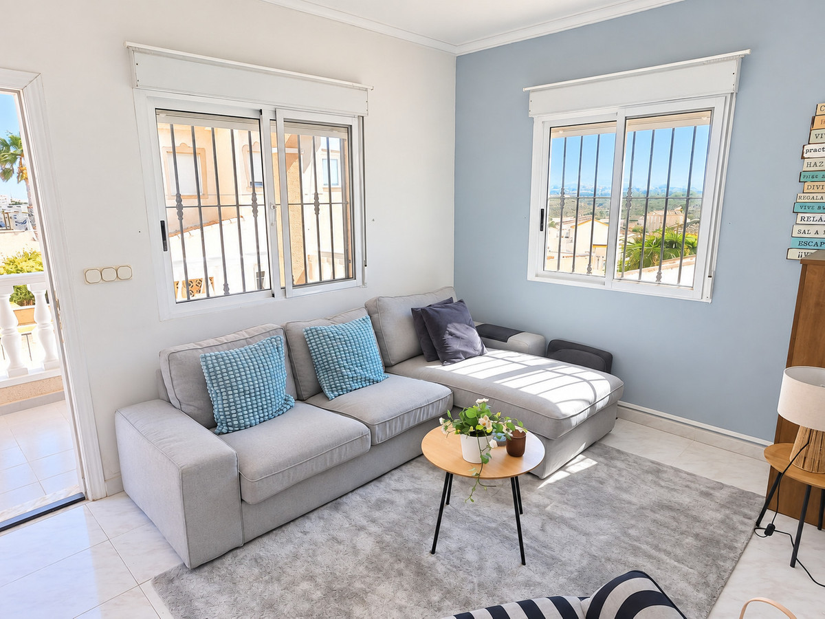 Se vende Villa - Chalet de 3 dormitorios en Costa Blanca, Alicante, España