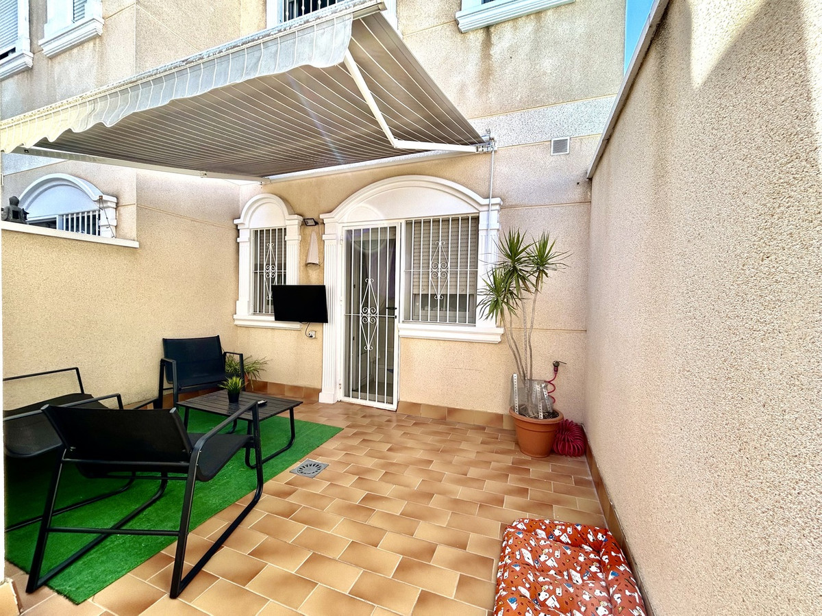 4 Bed Townhouse for sale in Heredades Costa Blanca, Alicante, Spain