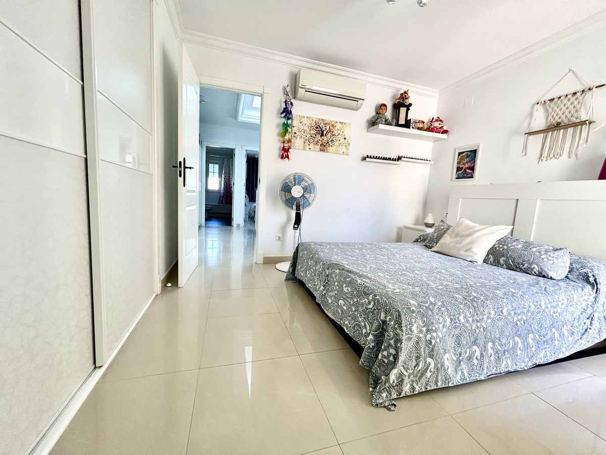 4 Bed Townhouse for sale in Heredades Costa Blanca, Alicante, Spain
