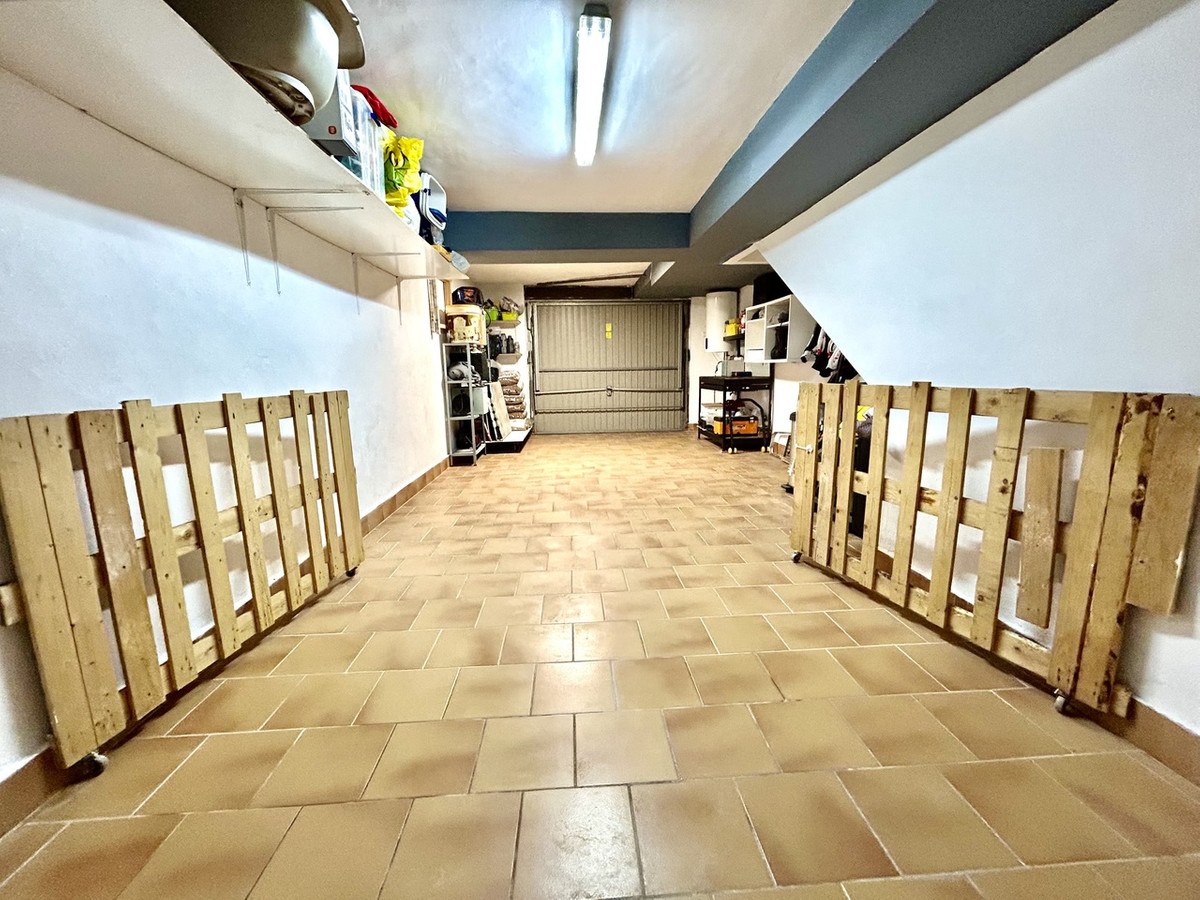 4 Bed Townhouse for sale in Heredades Costa Blanca, Alicante, Spain
