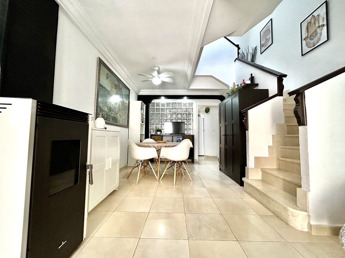 4 Bed Townhouse for sale in Heredades Costa Blanca, Alicante, Spain