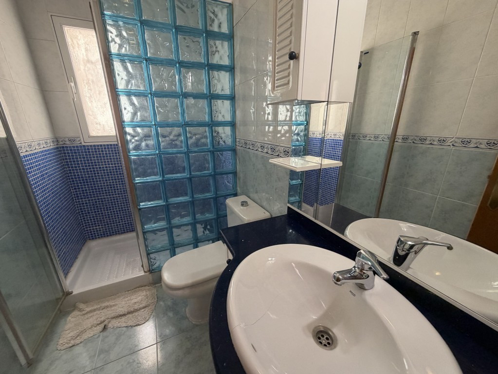 Se vende Adosada de 3 dormitorios en Costa Blanca, Alicante, España