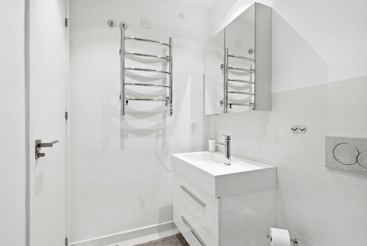 Se vende Apartamento Planta Media de 2 dormitorios en Costa Blanca, Alicante, España