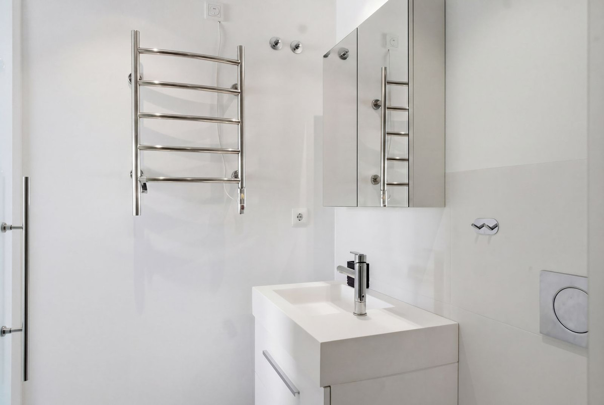 Se vende Apartamento Planta Media de 2 dormitorios en Costa Blanca, Alicante, España