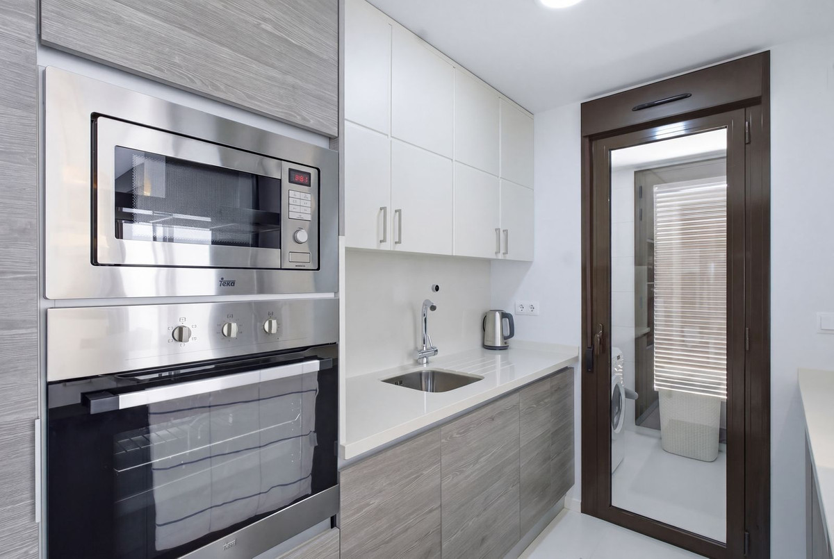 Se vende Apartamento Planta Media de 2 dormitorios en Costa Blanca, Alicante, España