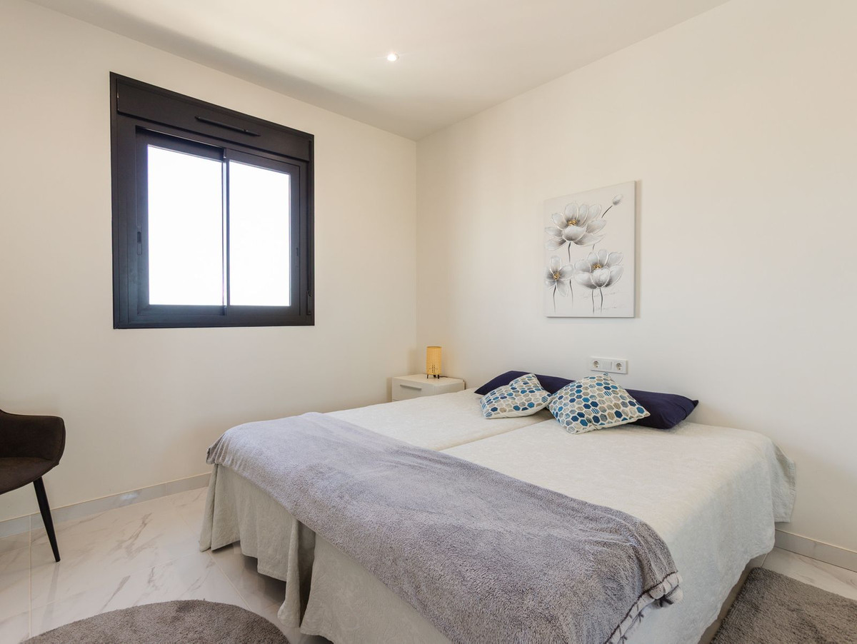 2 Bed Apartment for sale in Villamartin Costa Blanca, Alicante, Spain
