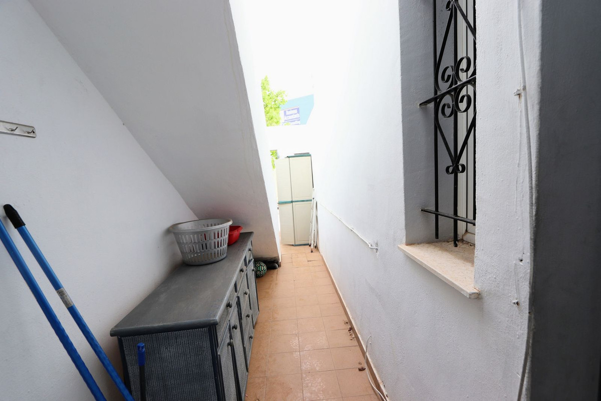 Se vende Pareada de 3 dormitorios en Costa Blanca, Alicante, España