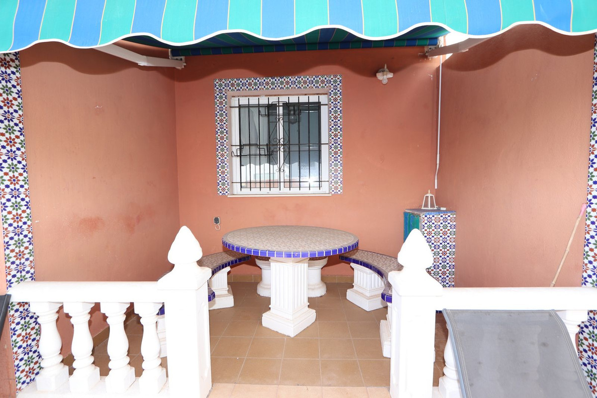 Se vende Pareada de 3 dormitorios en Costa Blanca, Alicante, España