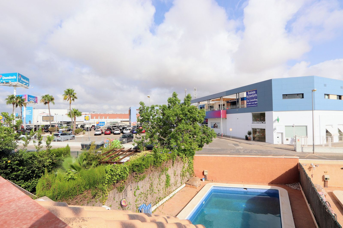 Se vende Pareada de 3 dormitorios en Costa Blanca, Alicante, España