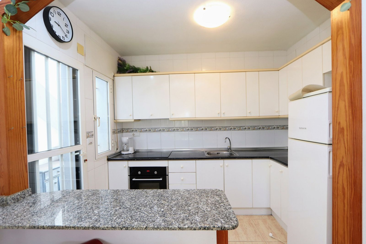 Se vende Pareada de 3 dormitorios en Costa Blanca, Alicante, España
