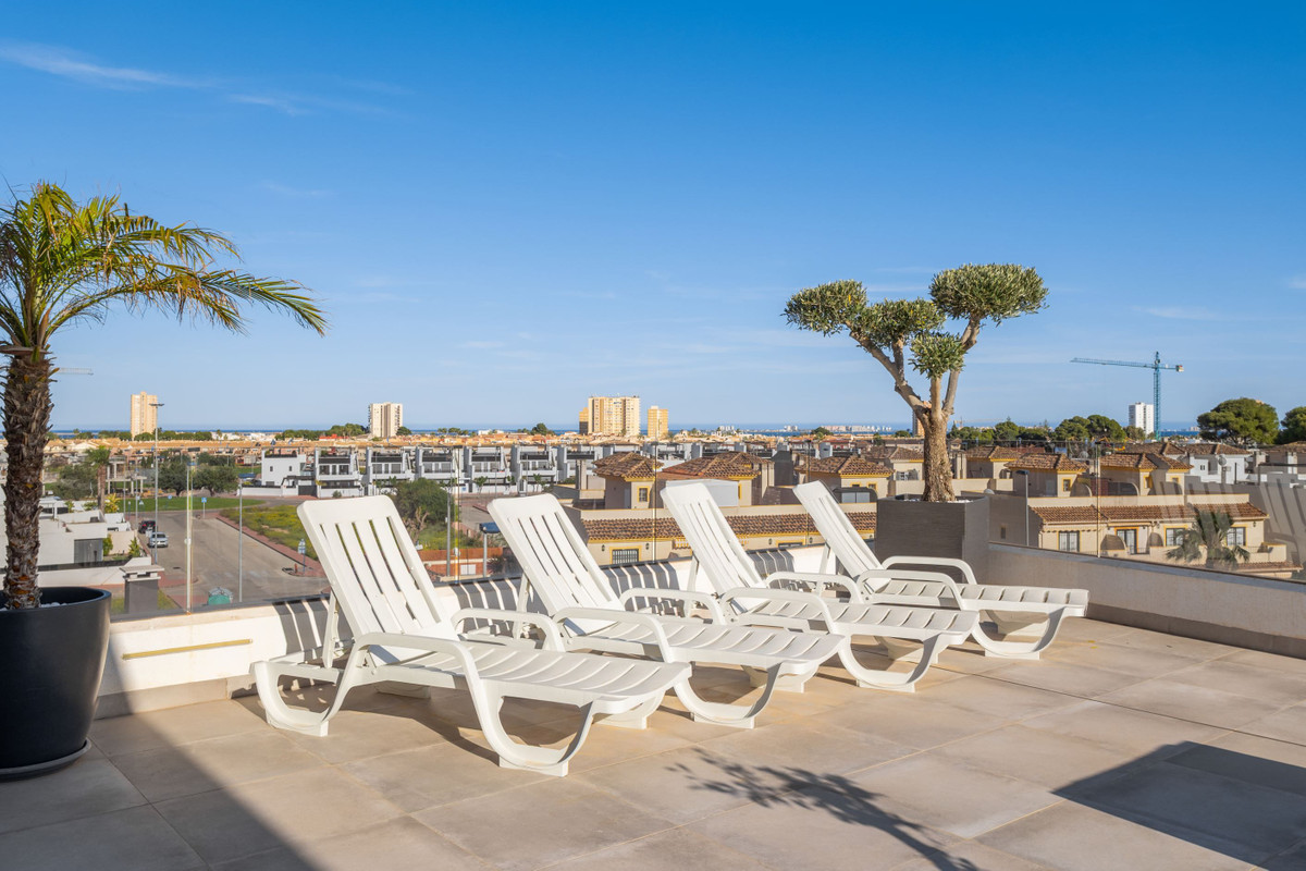 Se vende Apartamento en Planta Última de 3 dormitorios en Costa Calida, Murcia, España