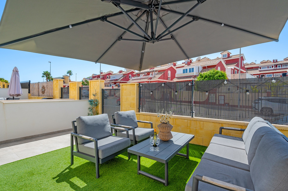 2 Bed Apartment for sale in Villamartin Costa Blanca, Alicante, Spain