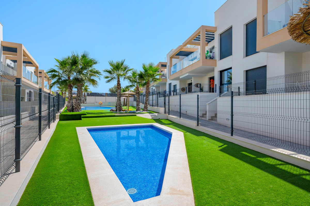 2 Bed Apartment for sale in Villamartin Costa Blanca, Alicante, Spain