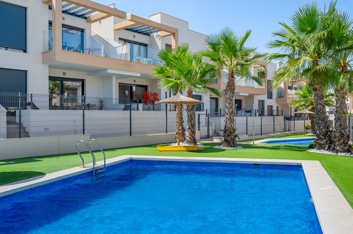 2 Bed Apartment for sale in Villamartin Costa Blanca, Alicante, Spain