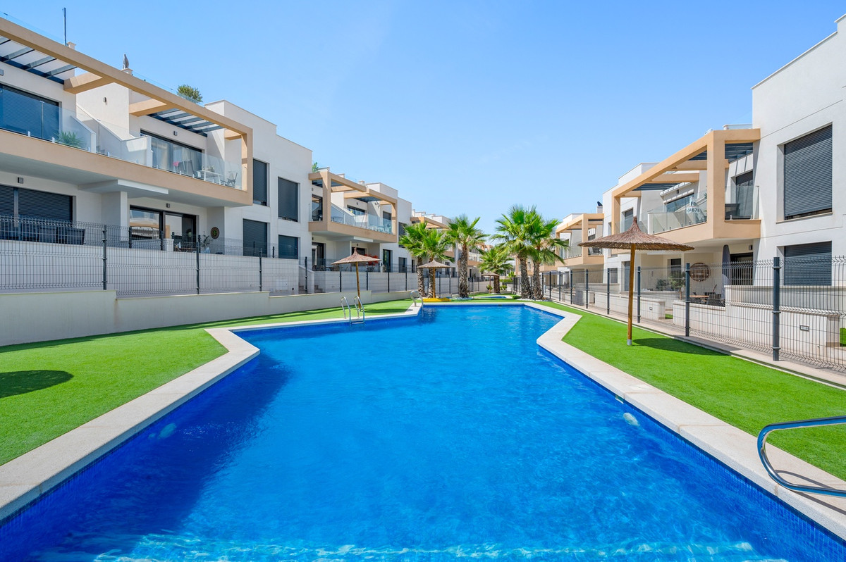 2 Bed Apartment for sale in Villamartin Costa Blanca, Alicante, Spain