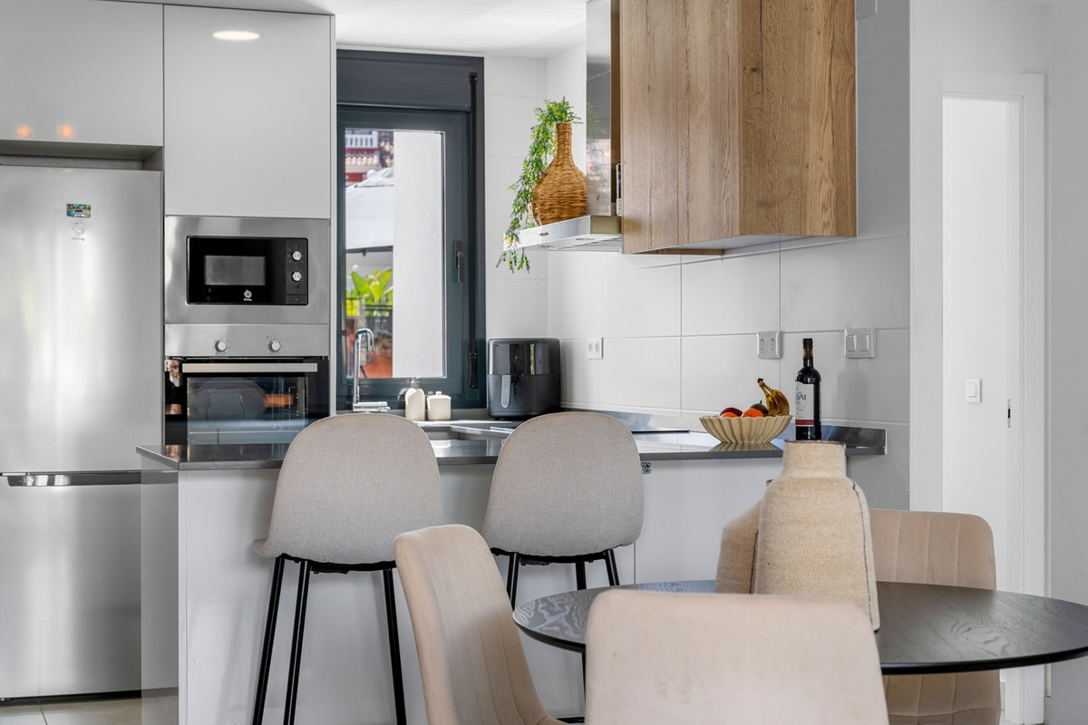 2 Bed Apartment for sale in Villamartin Costa Blanca, Alicante, Spain