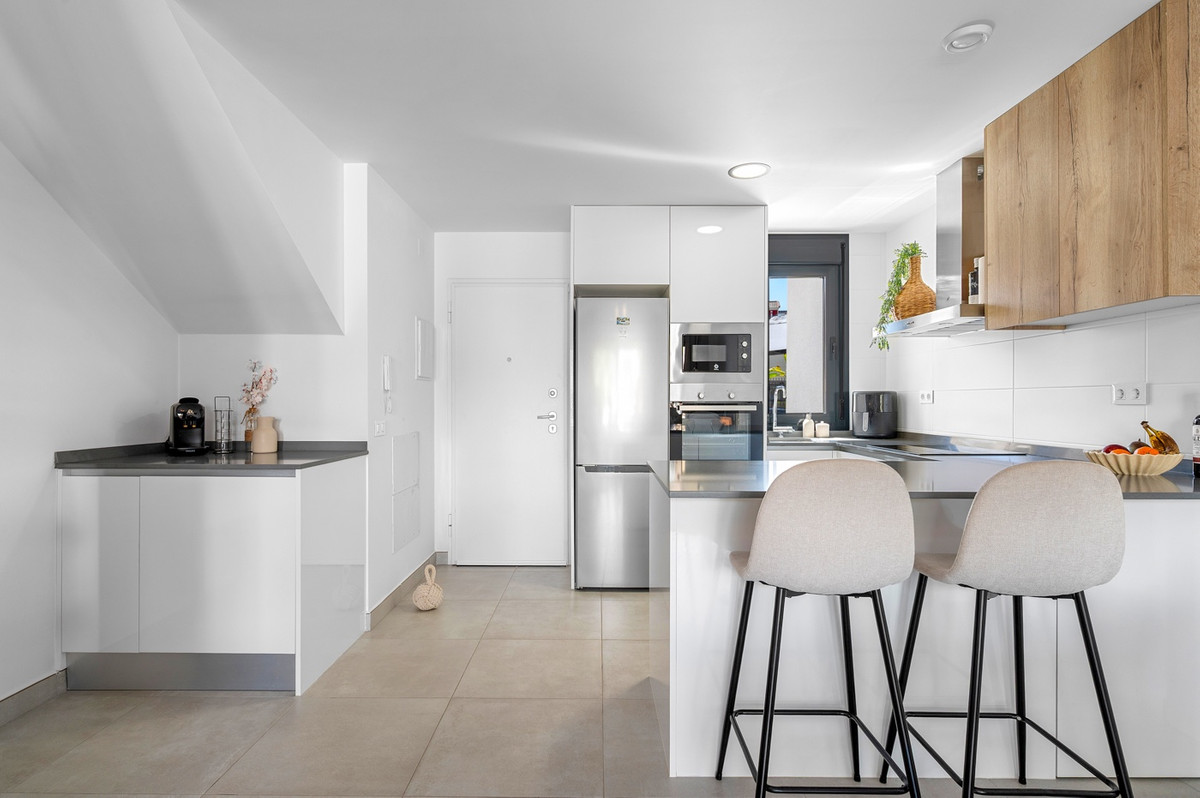 2 Bed Apartment for sale in Villamartin Costa Blanca, Alicante, Spain