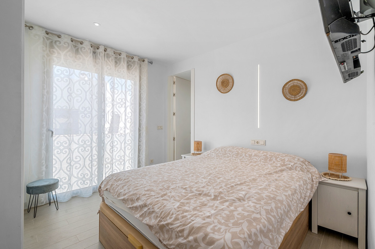 Se vende Villa - Chalet de 3 dormitorios en Costa Blanca, Alicante, España