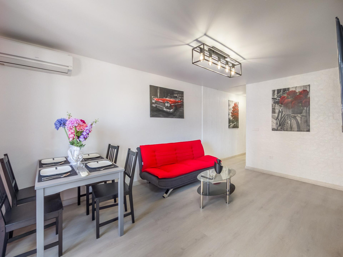 3 Bed Apartment for sale in Parque De Las Naciones Costa Blanca, Alicante, Spain