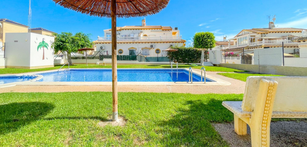 Se vende Adosada de 3 dormitorios en Costa Blanca, Alicante, España