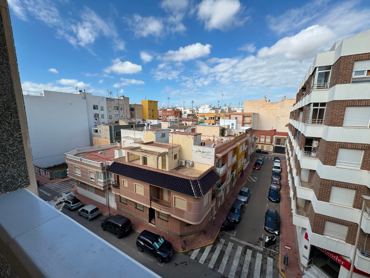 Se vende Apartamento Planta Media de 1 dormitorios en Costa Blanca, Alicante, España