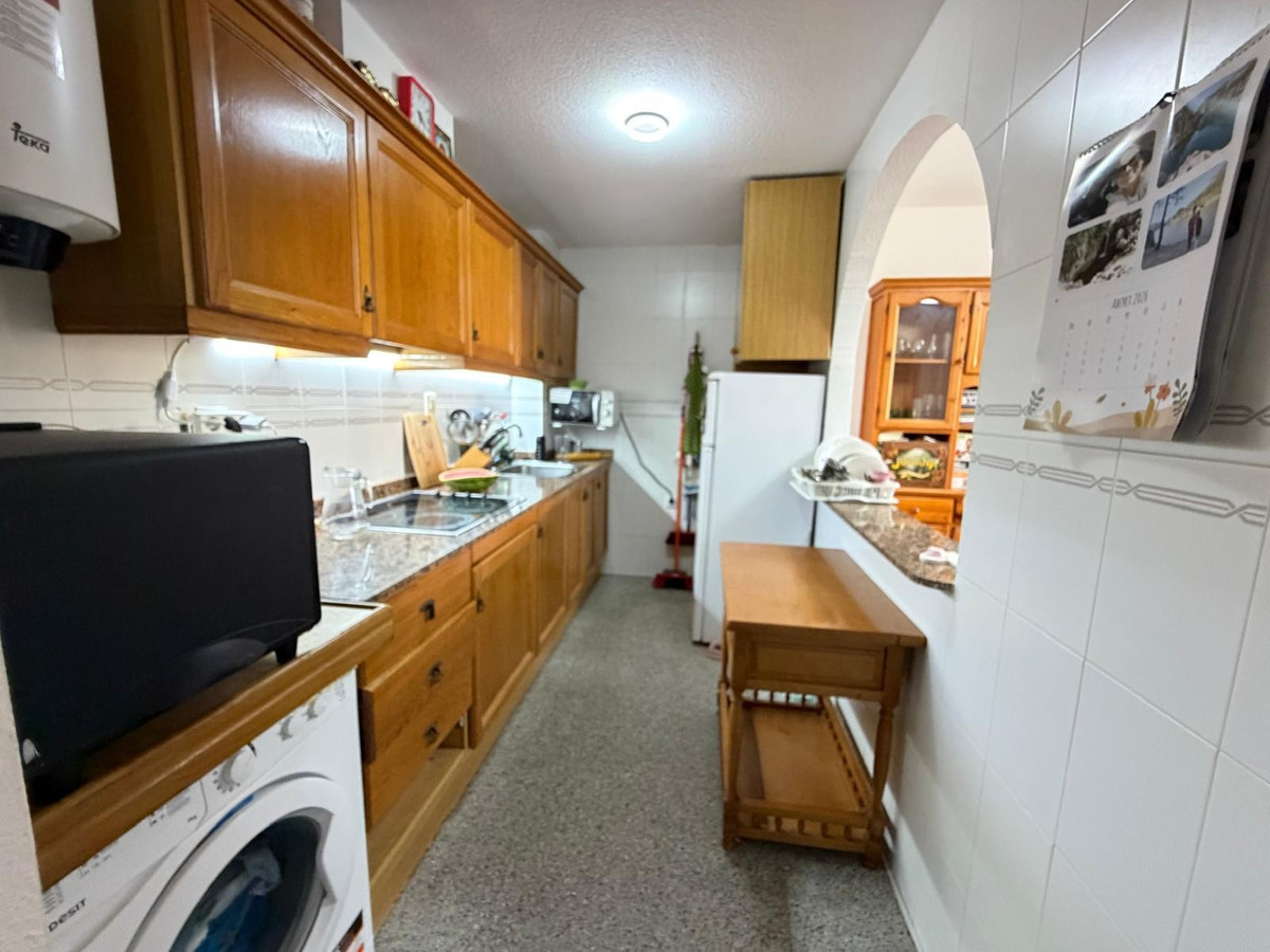 Se vende Apartamento Planta Media de 3 dormitorios en Costa Blanca, Alicante, España