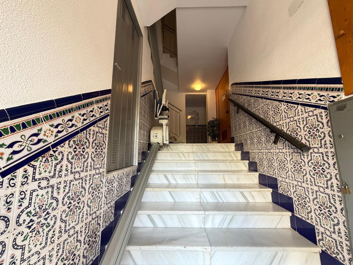 Se vende Apartamento Planta Media de 3 dormitorios en Costa Blanca, Alicante, España