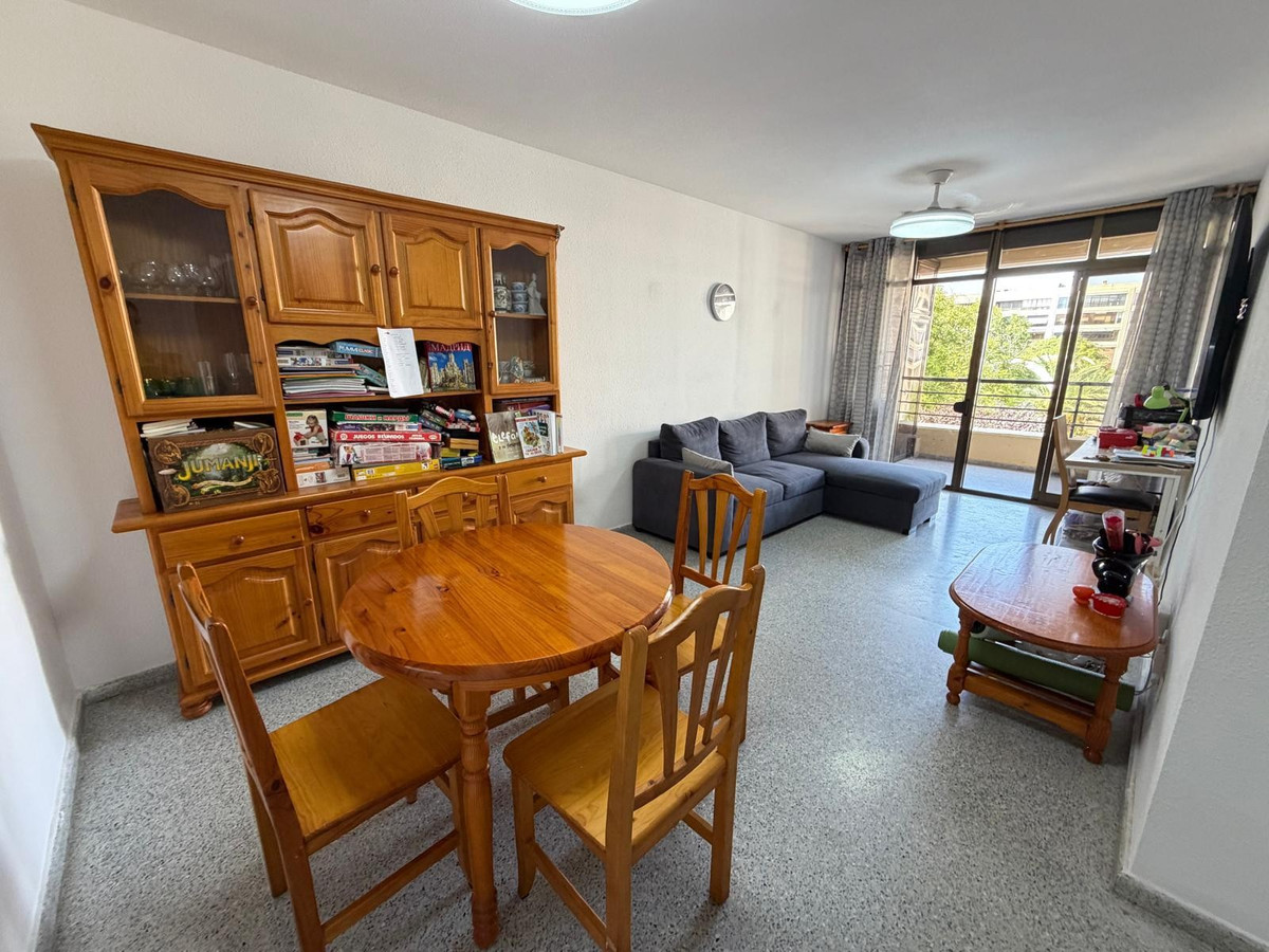 Se vende Apartamento Planta Media de 3 dormitorios en Costa Blanca, Alicante, España