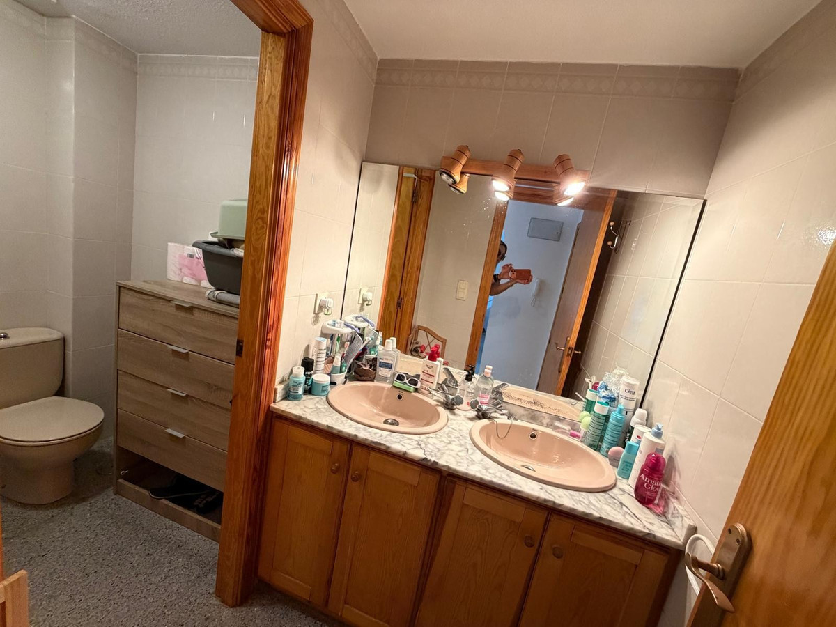 Se vende Apartamento Planta Media de 3 dormitorios en Costa Blanca, Alicante, España