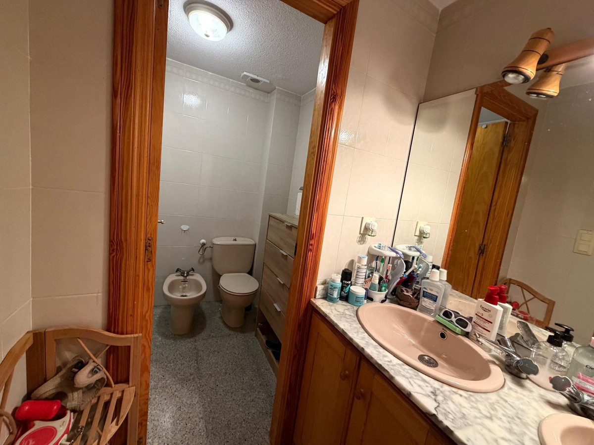 Se vende Apartamento Planta Media de 3 dormitorios en Costa Blanca, Alicante, España
