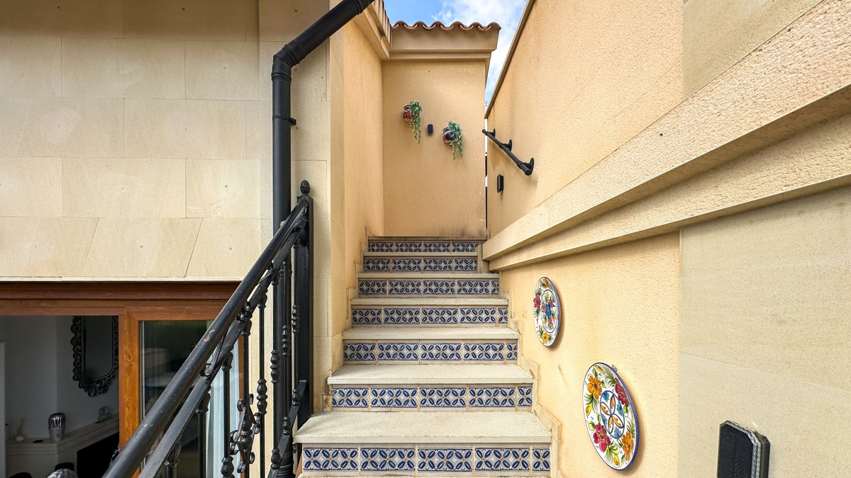 2 Bed Townhouse for sale in La Finca Golf Costa Blanca, Alicante, Spain