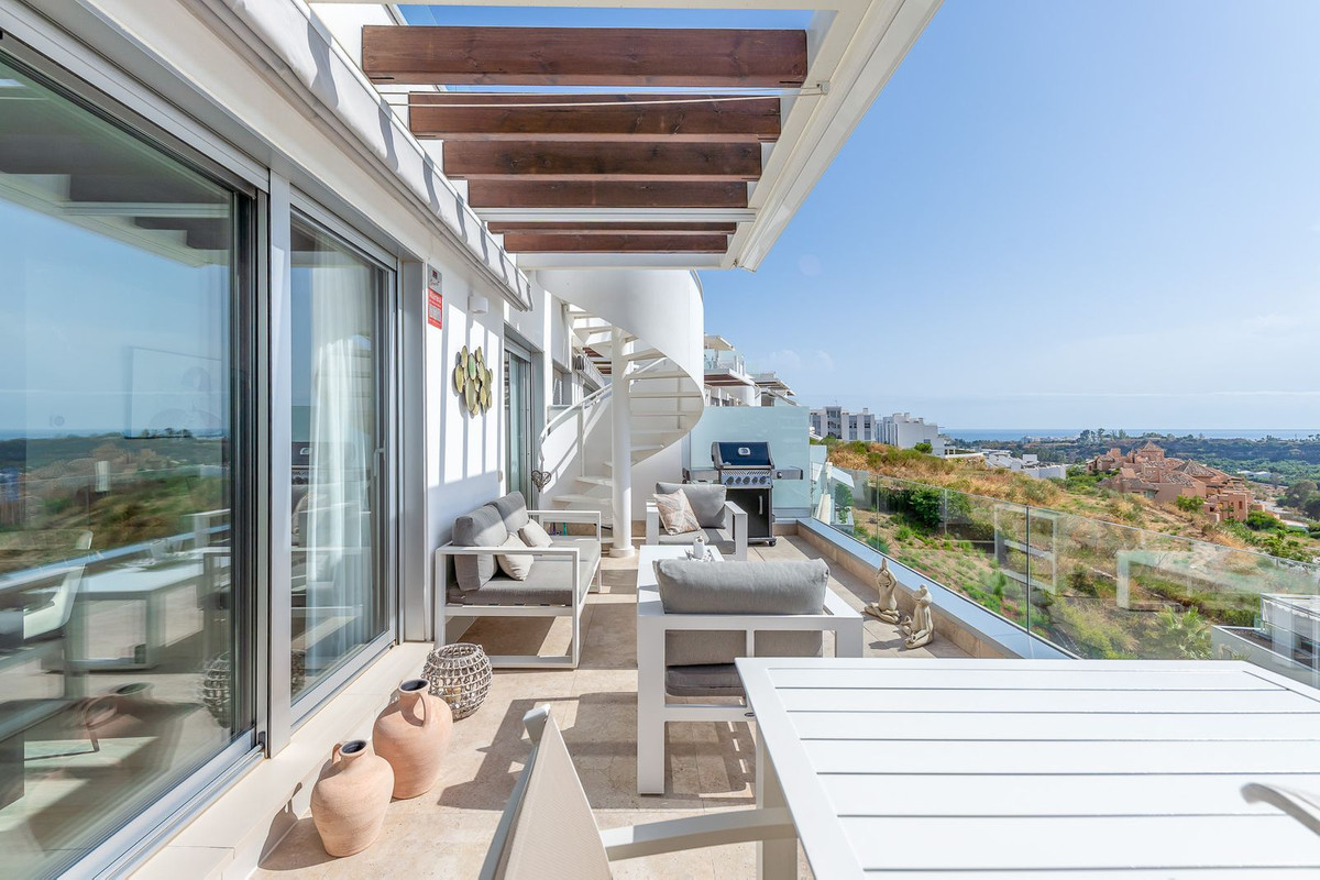 2 Bed Apartment for sale in Cancelada Costa Del Sol, Málaga, Spain