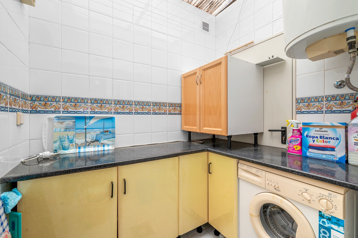3 Bed Townhouse for sale in Guardamar Del Segura Costa Blanca, Alicante, Spain