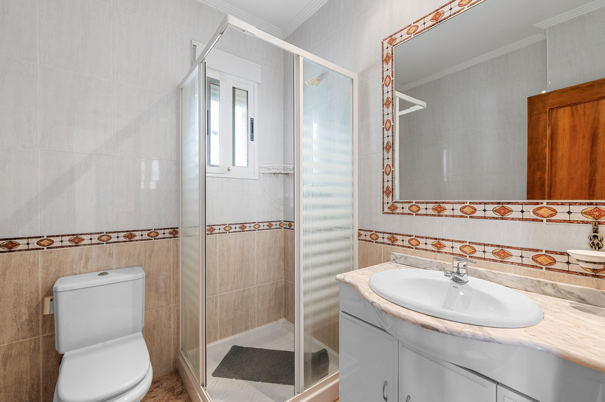 3 Bed Townhouse for sale in Guardamar Del Segura Costa Blanca, Alicante, Spain