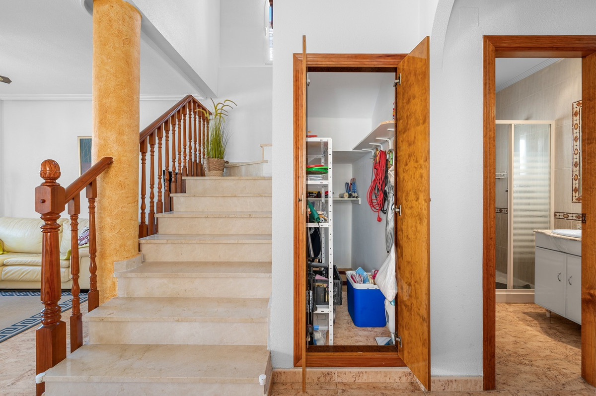 3 Bed Townhouse for sale in Guardamar Del Segura Costa Blanca, Alicante, Spain