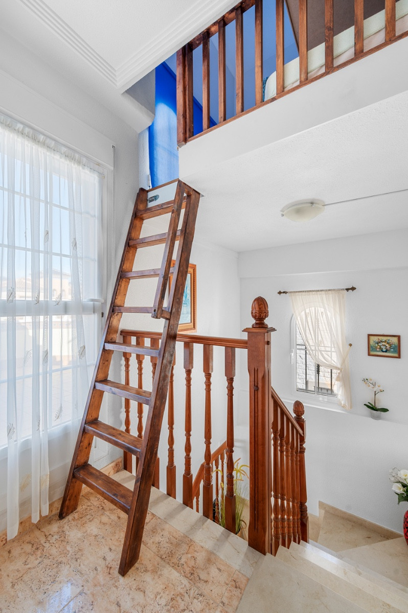 3 Bed Townhouse for sale in Guardamar Del Segura Costa Blanca, Alicante, Spain