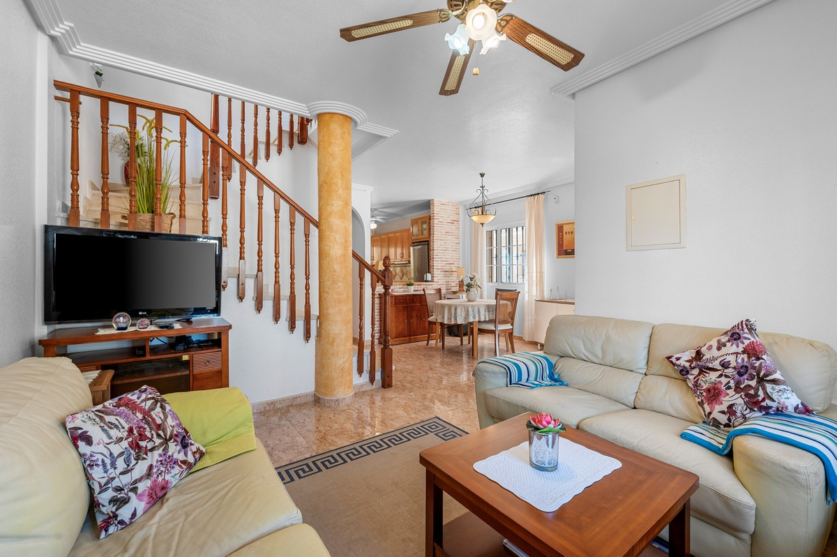 3 Bed Townhouse for sale in Guardamar Del Segura Costa Blanca, Alicante, Spain