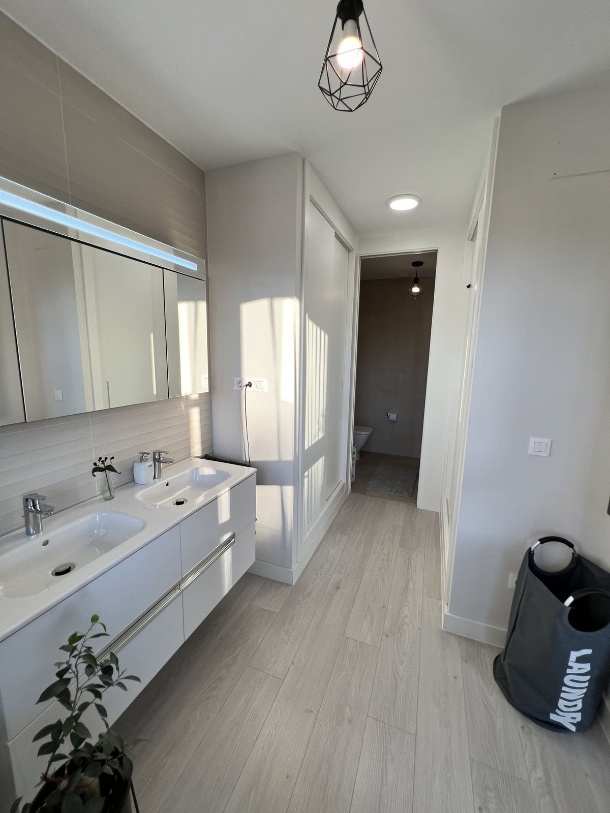 Se vende Pareada de 3 dormitorios en Costa Del Sol, Cadiz, España